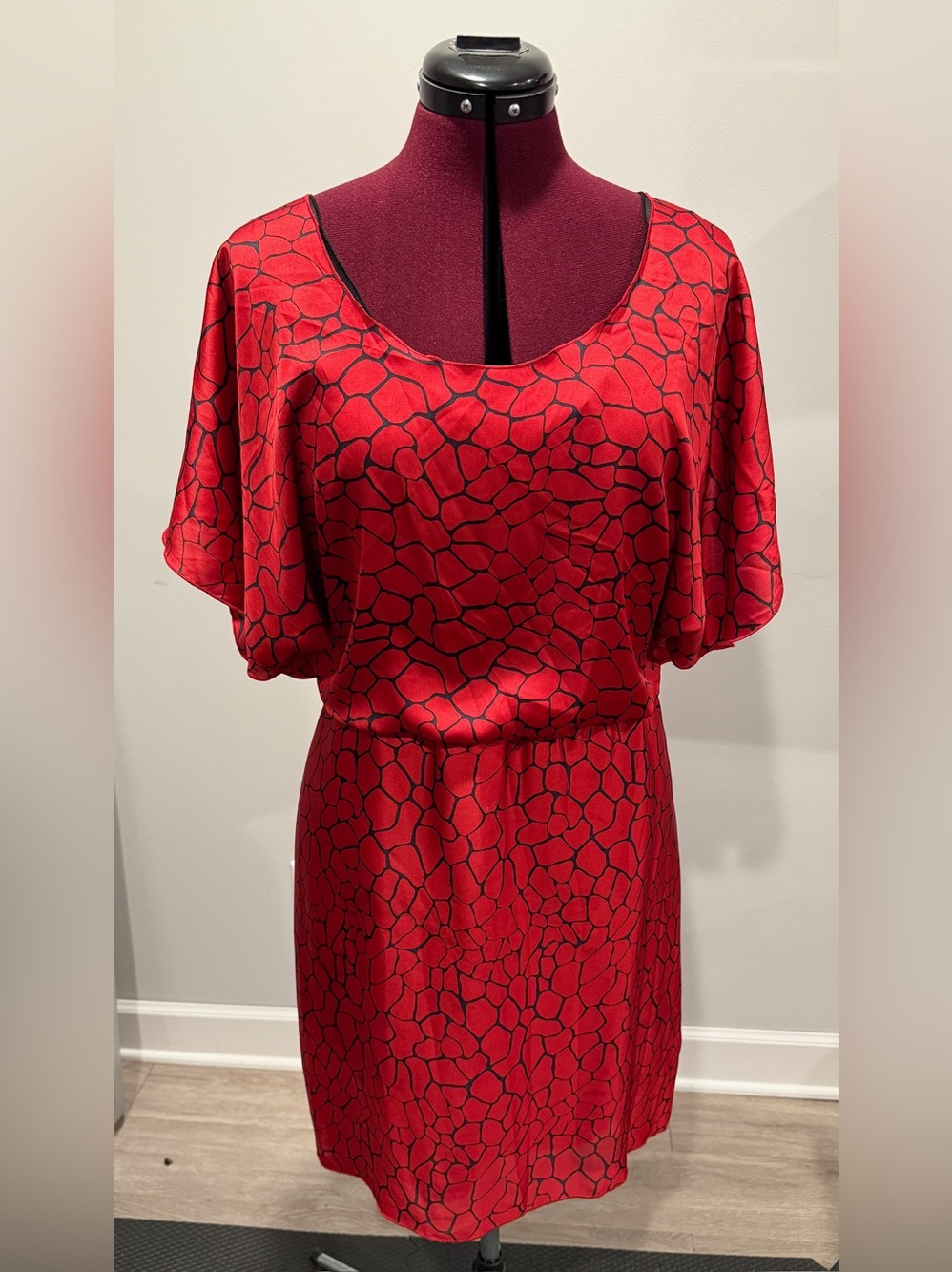 BCBGeneration Red Patterned Midi Dress with Black Accents